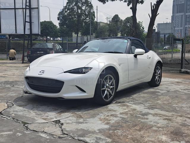 2022 Mazda MX-5 1.5 ROADSTER S AUTO SOFT NAVY TOP - 3