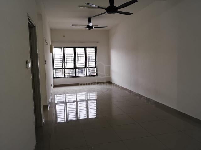 Townhouse Bandar Tasik Kesuma | FULL LOAN | Freehold | 6min AEON 1