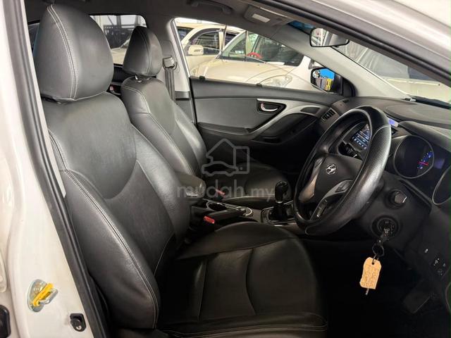 2013 Hyundai Elantra 1.6 (Manual) - 5