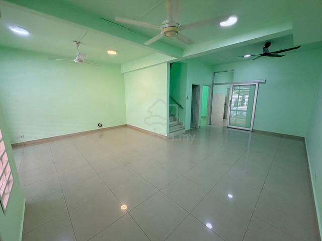 2sty Lakeside Residences Puchong Phase 1 22x75 Below Market With Club 1