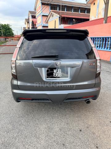 2010 Honda STREAM 1.8 i-VTEC RSZ FACELIFT (A) - 4