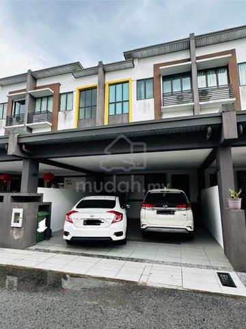 Muara Tuang 3-Storey Intermediate Townhouse For Sale 1
