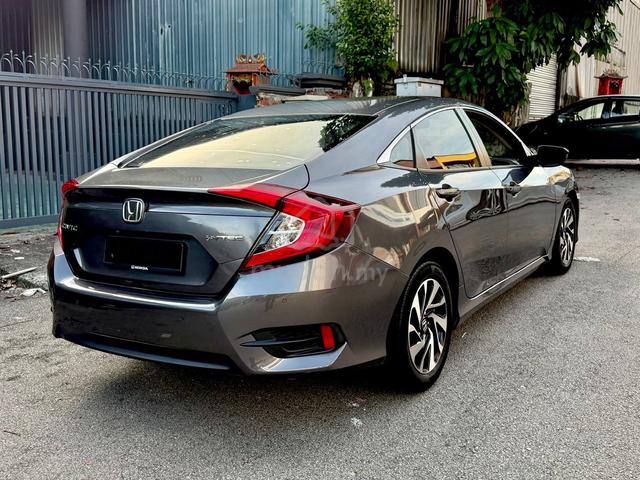 (FULL LOAN) 2018 Honda CIVIC 1.8 S i-VTEC (A) - 4