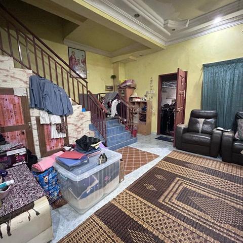 Jalan Ixora,Bandar Bistari Perdana,Kota masai double storey . 1