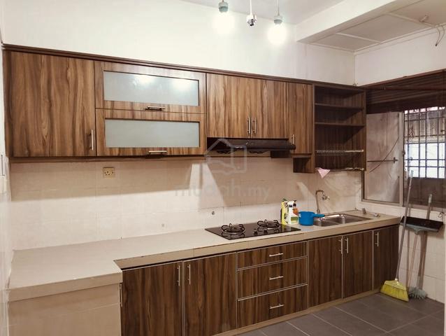 BELOW MARKET VALUE FREEHOLD 2-Storey Terrace Bukit Raja On Sale 1