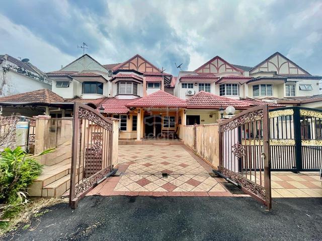 (EXTENDED+RENOVATED)Double Storey Terrace USJ 11 Subang Jaya 1