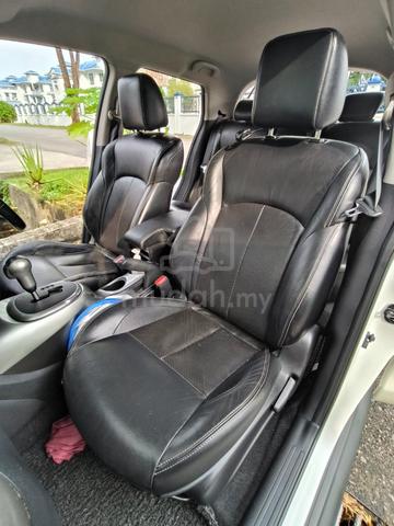 2012 Nissan JUKE 1.6 DIG-T ALL-MODE URBAN PREMIUM - 4