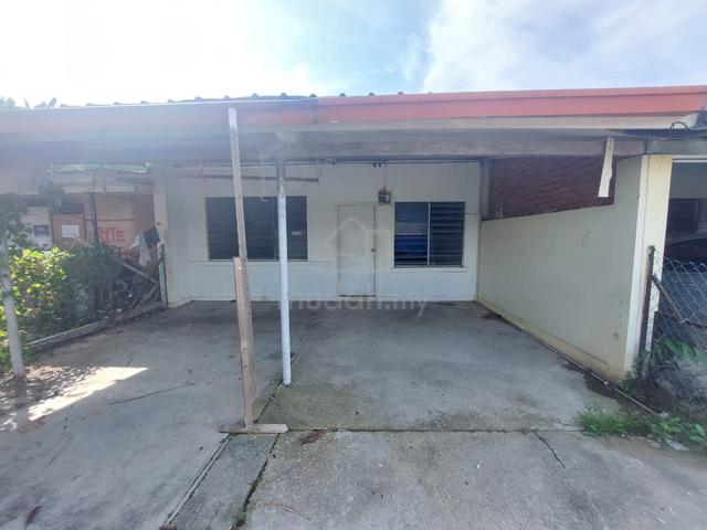 1 Storey Terrance 3Rooms 1 Bath dekat Jabatan Air Penampang 1