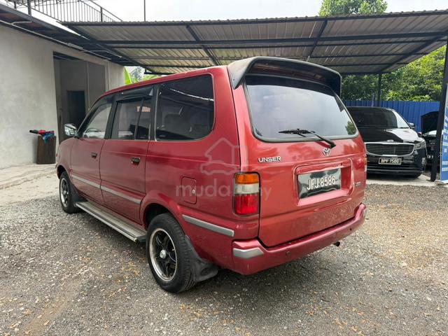 Toyota UNSER 1.8 GLI (M) 1999 CUNN - 2