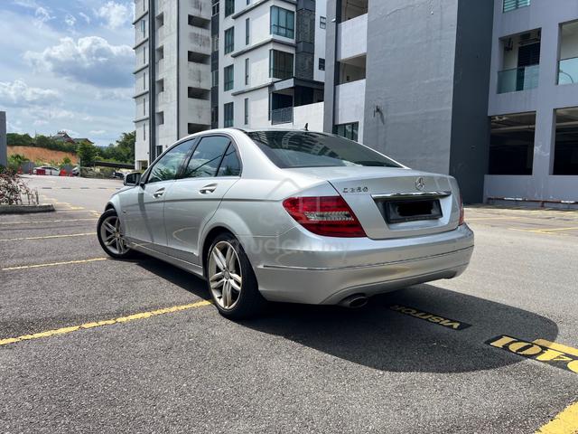 2012 Mercedes Benz C250 CGI BlueEFCY Avantgarde - 2