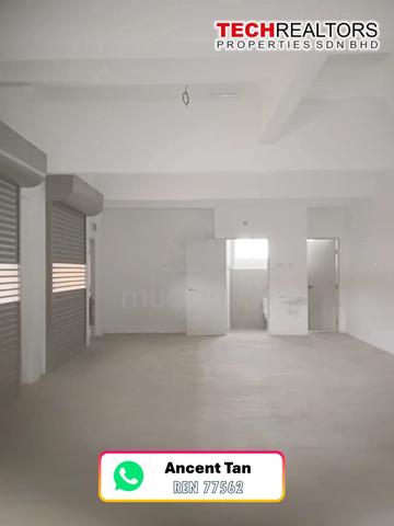 【 CORNER UNIT 】Bintang Bayu - New Triple Storey Shoplot FOR RENT 1