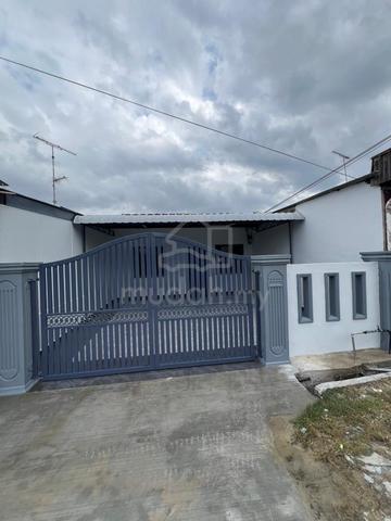 Taman Saleng Jaya / Senai / Johor 1
