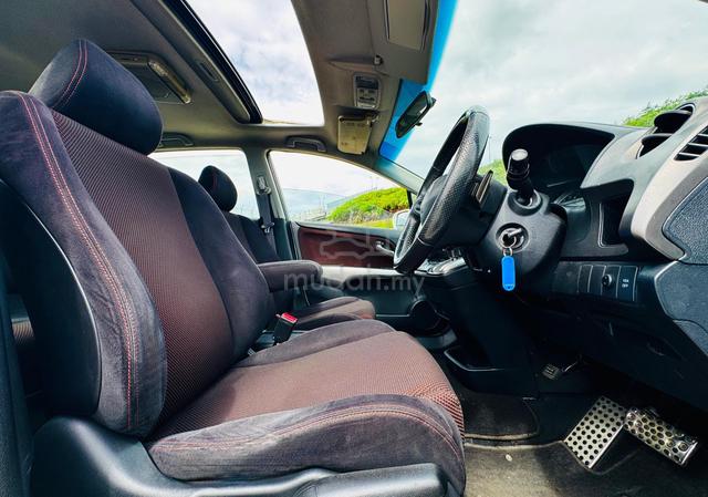 2012-Honda STREAM 1.8 RSZ FACELIFT(A)SUNROOF - 4