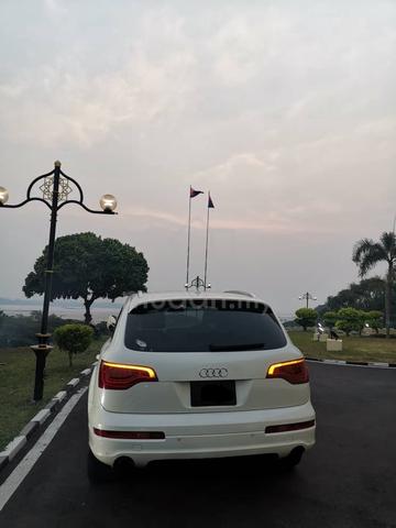 Audi Q7 3.6 FSI QUATTRO (A) S-LINE - Petrol - 4