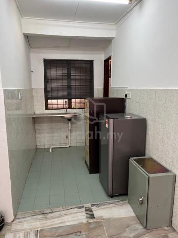 [6 Kekosongan] Bilik Sewa Sharing Lelaki Flat PKNS Sekyen 7 4