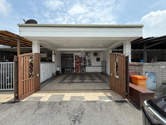 FULLY RENOVATED Single Storey Terrace SP7 Bandar Saujana Putra 1