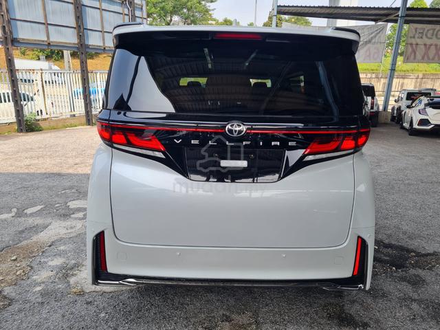 2025 Toyota Vellfire 2.4 Z Premier Grade 5 Unreg - 5