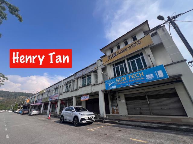 2 Storey Shop Lot Taman Bakap Indah Sungai Bakap 3-Phase Ready Move In 1