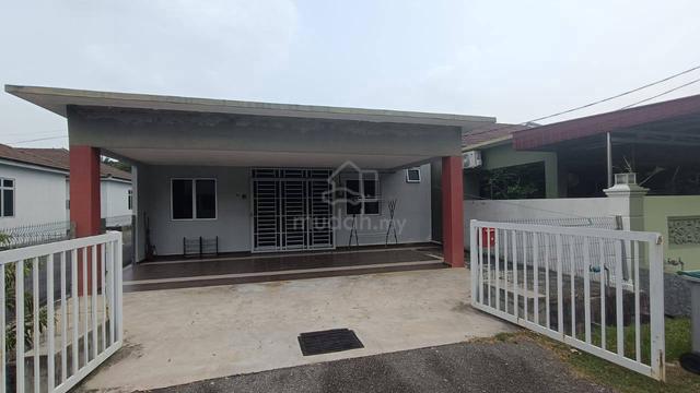 Durian Tunggal Single Storey Terrace End Lot Fully Furnished 1