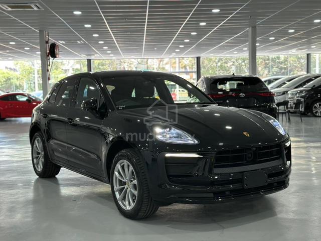 2022 Porsche MACAN 2.0 (A) - 1