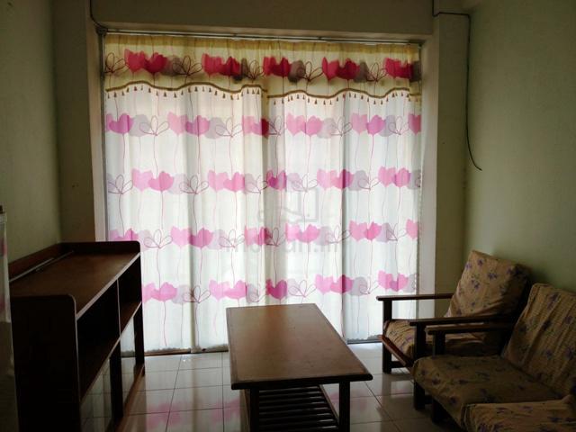 Apartment for Rent, 3 Bedroom, 1000 sq.ft, Bintulu Pine Court Apartment ...