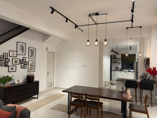 Bandar Seri Coalfields Ixora @ Renovated and Furnished. Super Good Con 1