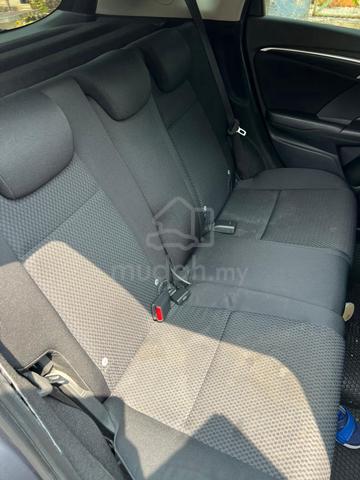 Honda Jazz 2019 V spec last model - 5