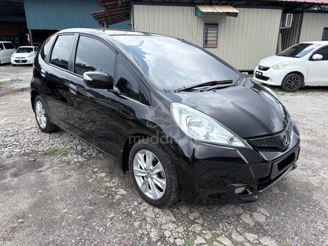 2013 CASH OTR Honda JAZZ 1.5 FACELIFT 1 OWNER (A) - 1