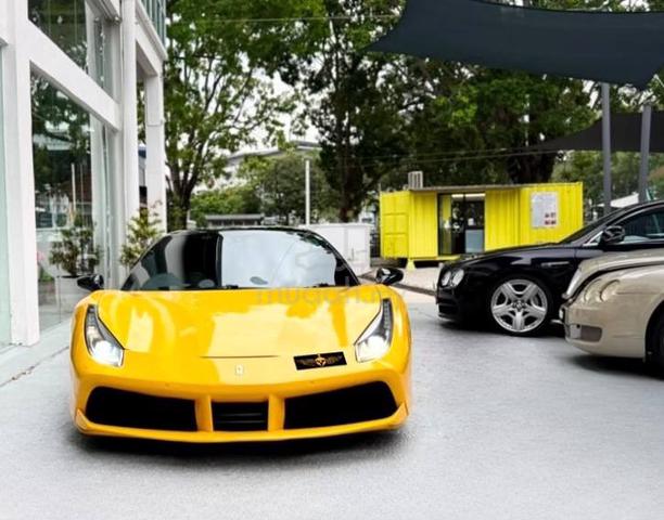 2015 Ferrari 488 GTB 3.9 V8 (A) - 1