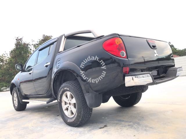 Mitsubishi TRITON 2.5VGT 4WD(M)LUXURY SPEC/TIPTOP - 4