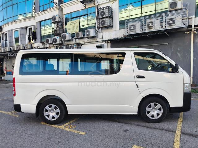 2023 Toyota Hiace 2.5 (M) Window Low Roof 14 Seat - 4