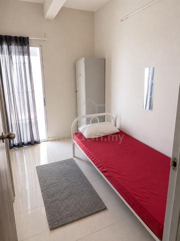 Bilik untuk disewa di Damai Mewah, Kajang • Fully Furnish +Free WIFI 1
