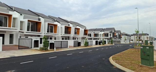 Brand New Dua Ruby Parkhomes 2-Sty House near Gamuda Cove for Sales 1