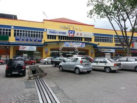 family store seremban 2