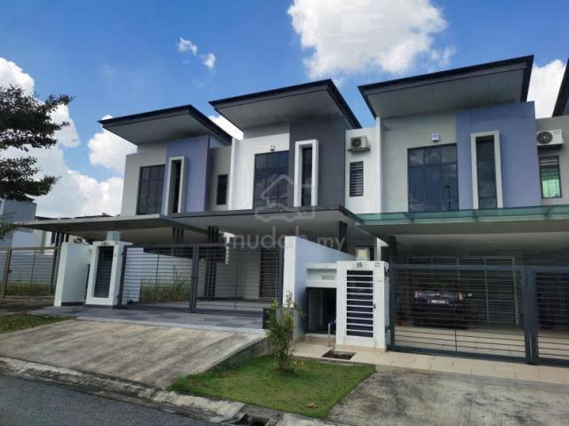 2 storey Kajang East Precinct 3 ,Semenyih ,Bandar Teleology, 22x75,New 1