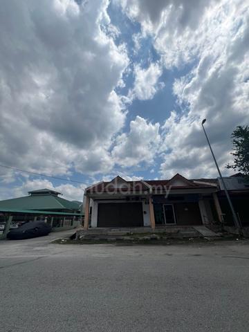 Rumah Kedai Teres Setingkat 2