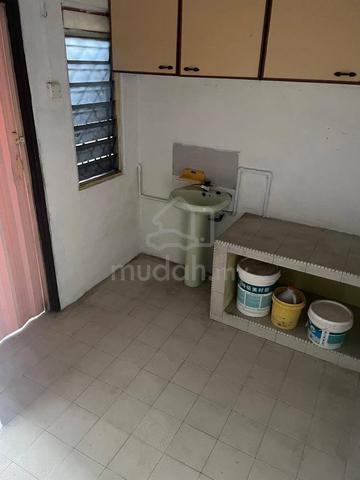 Bercham double storey for rent 3