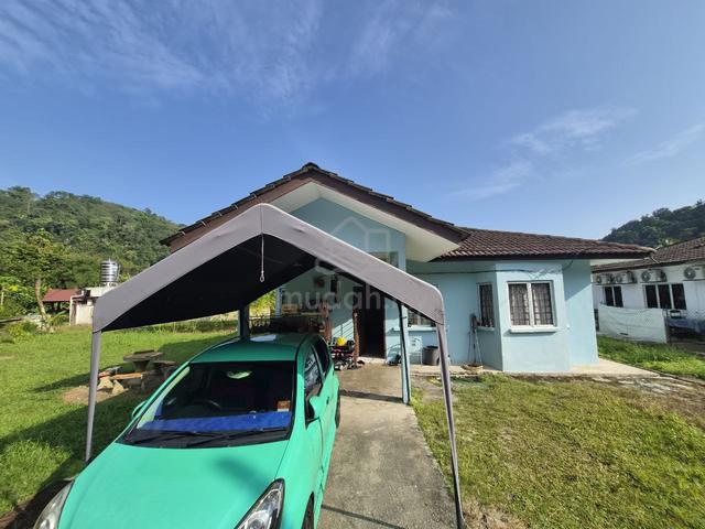 LUAS SANGAT | Single Storey Bungalow Taman Desa Melor Serendah 1