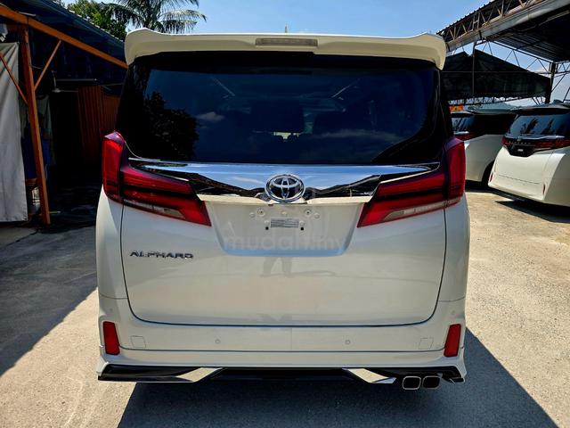 GRADE 4.5 2023 Toyota ALPHARD 2.5 SC MILEAGE 38K - 4