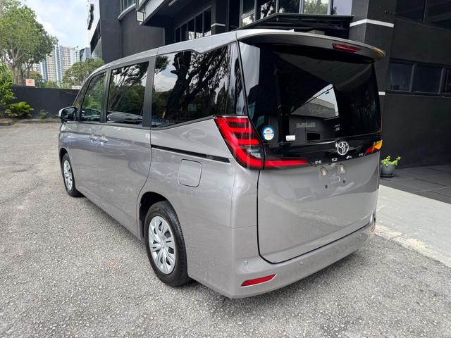 TOYOTA NOAH X 2.0(a)UNREG 2023 - 4