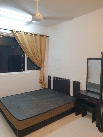 MASTER ROOM with CARPARK 1