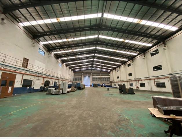 1.65 acres/3 storey Detached Factory/1000 Amp/Extend Awning/Sri Yacob 1