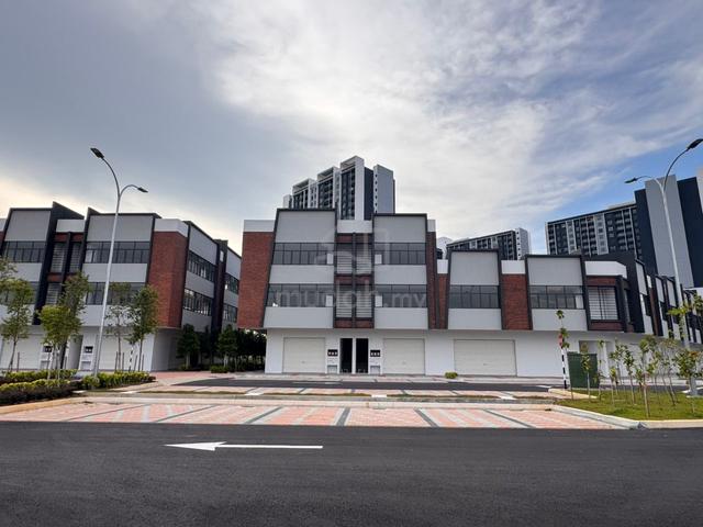 Gamuda cove Bay Street  Dengkil Brand new 2 storey shop for rent 1