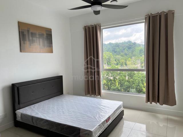 Emerald Hills 1