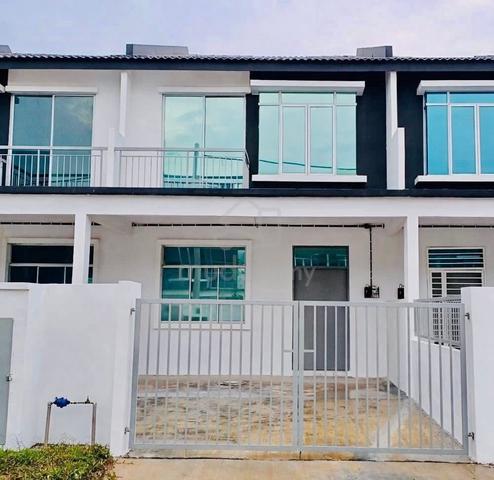 FREEHOLD Open Double Storey Scientex Kundang Jaya Rawang Selangor 1