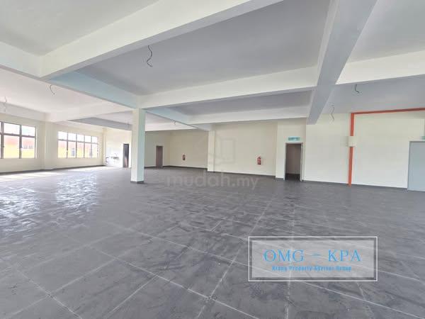 For Rent Bukit Kuda First Floor & Second Floor Facing Main Road Klang 4