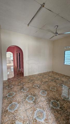 Rumah Sewa 2 Bilik – Sijangkang, Telok Panglima Garang 1