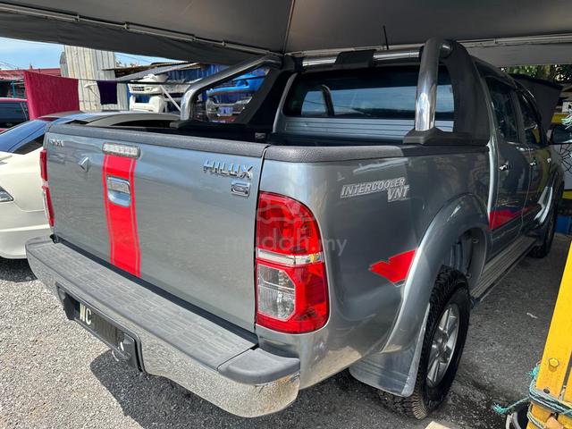 2015 Toyota HILUX 2.5 G VNT DOUBLE CAB (A) - 3