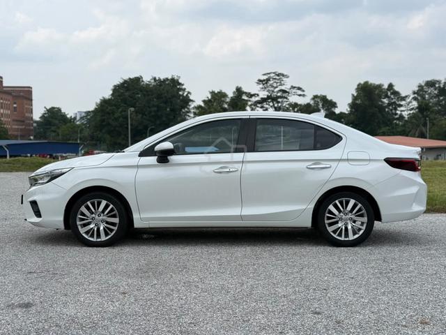 2022 Honda CITY GN 1.5 V FSR HONDA UNDER WARRANTY - 5