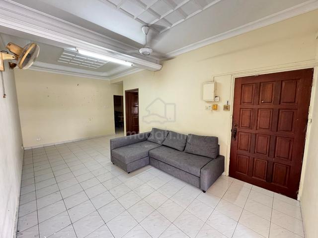 Bandar Baru Permas Jaya Single Storey Terrace / Renovated 1
